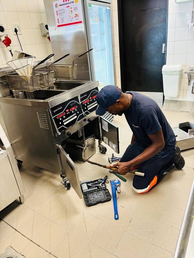 Henny Penny Fryer Service